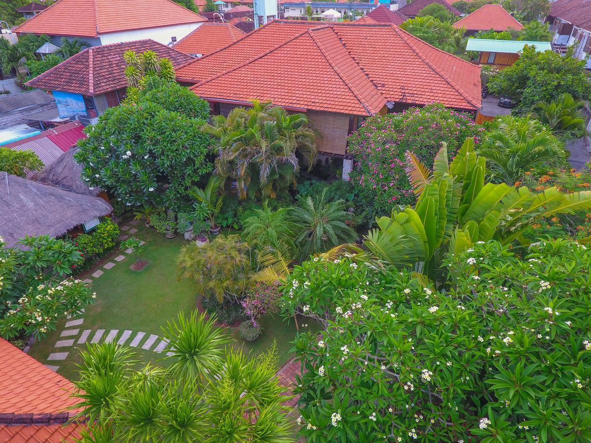 Pondok Agung Bed & Breakfast Nusa Dua  Exteriör bild