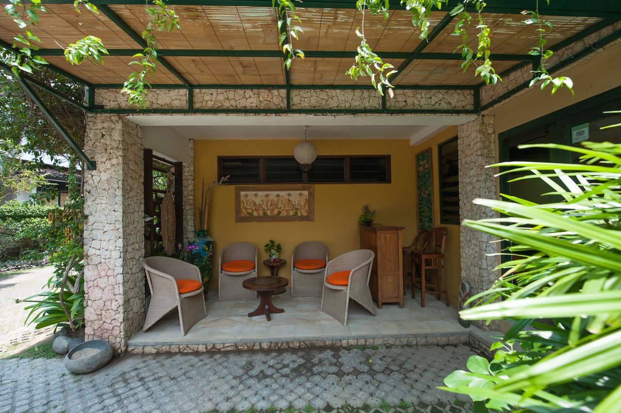Pondok Agung Bed & Breakfast Nusa Dua  Exteriör bild