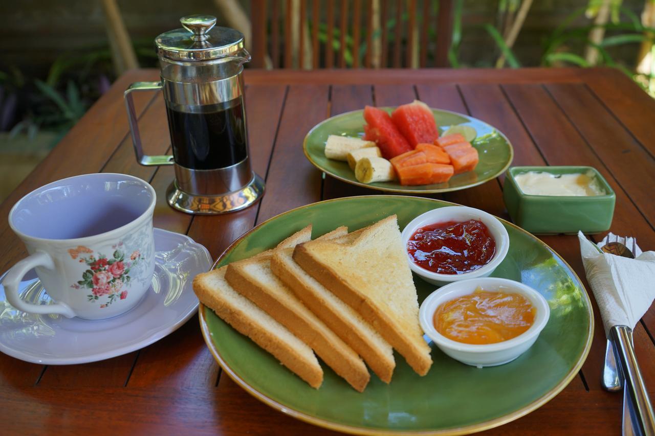 Pondok Agung Bed & Breakfast Nusa Dua  Exteriör bild